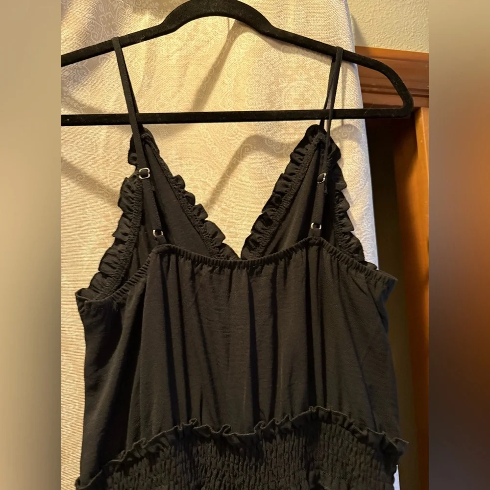 NWOT Black spaghetti strap ruffle v neck wide leg jumpsuit Black M - Picture 10 of 12